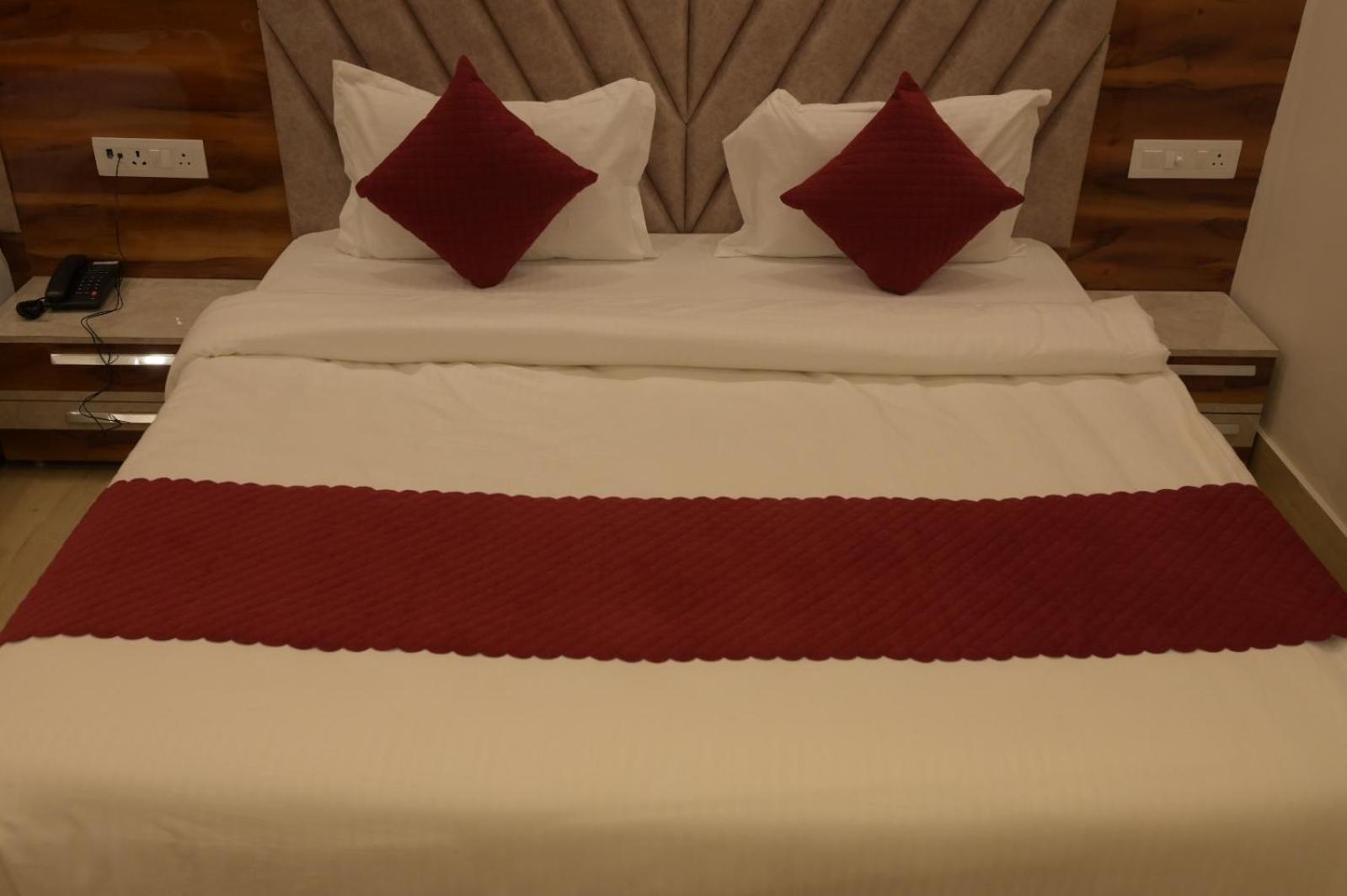 Hotel Udit Inn Rudraprayāg Buitenkant foto