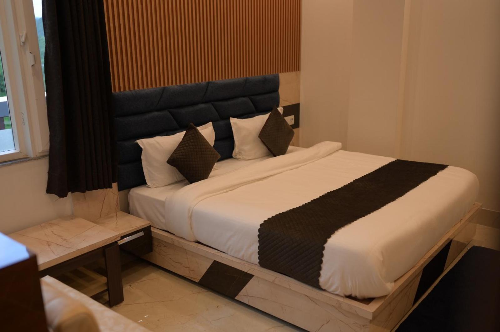 Hotel Udit Inn Rudraprayāg Buitenkant foto